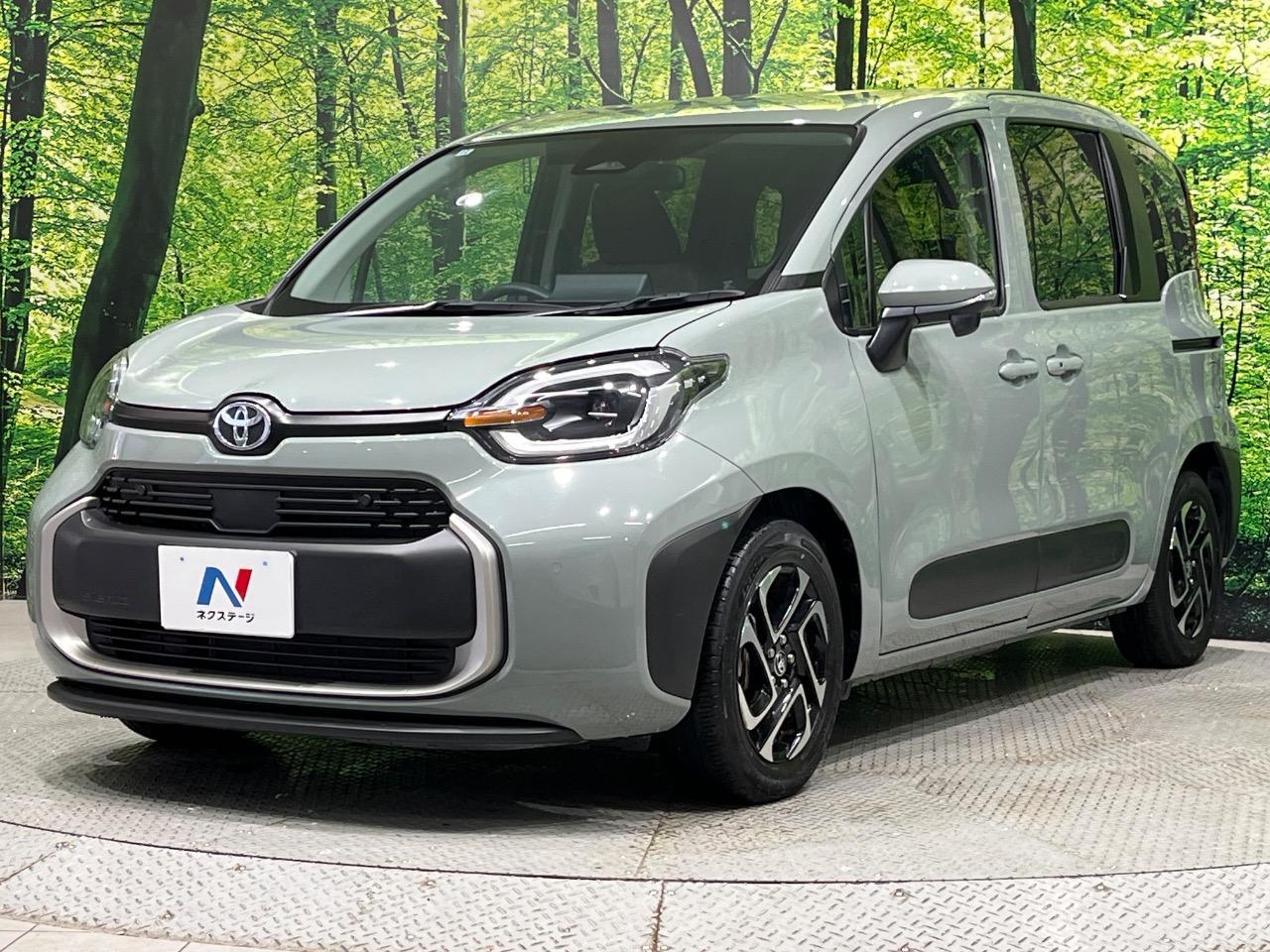 2022 Toyota Sienta Z
