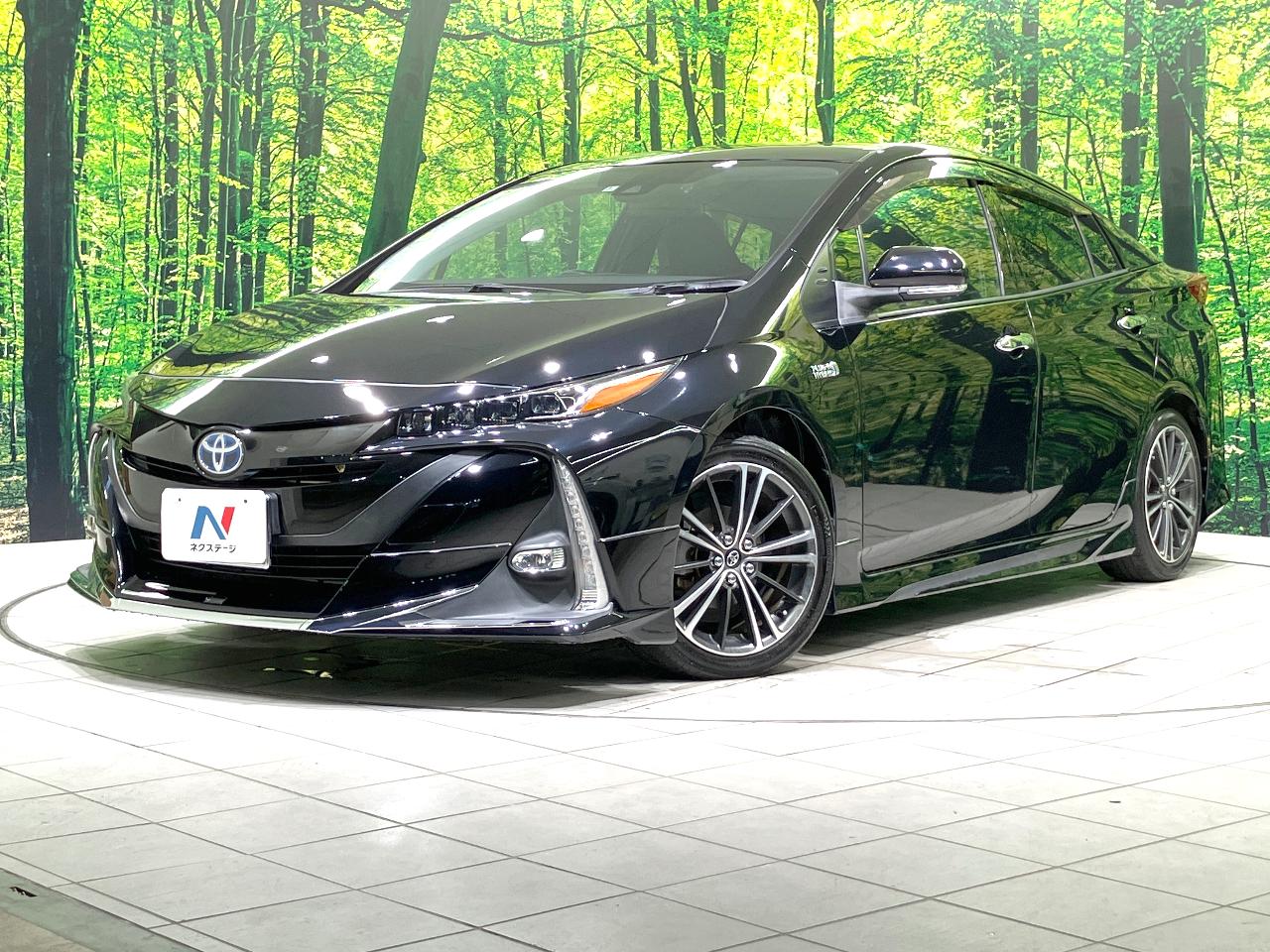 2018 Toyota Prius PHEV S Navi Package