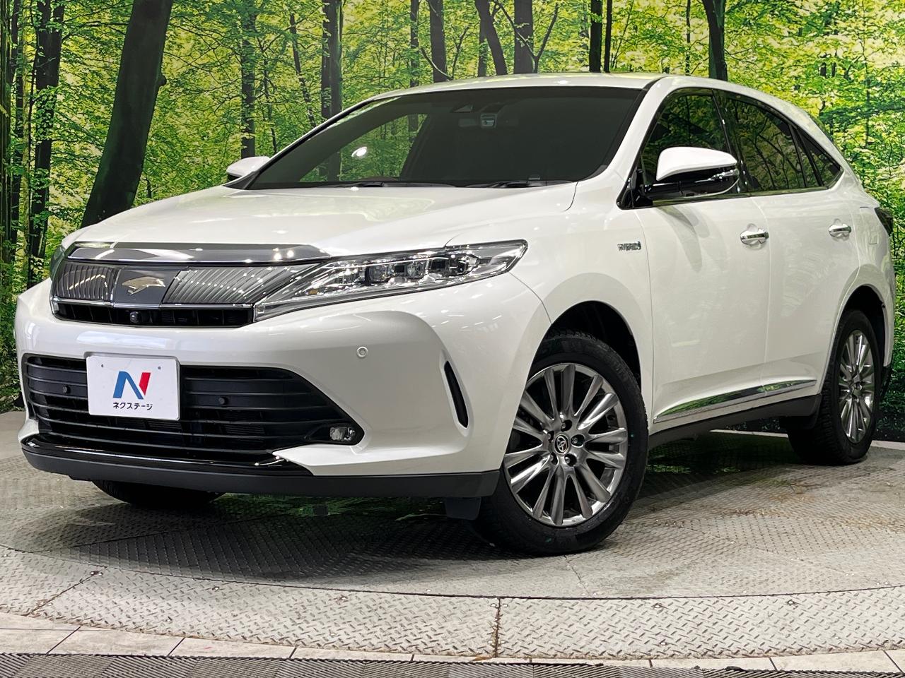 2020 Toyota Harrier Hybrid Progress Metal and Leather Package