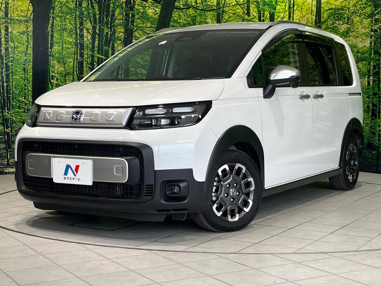 2025 Honda Freed Hybrid e:HEV Crosstar