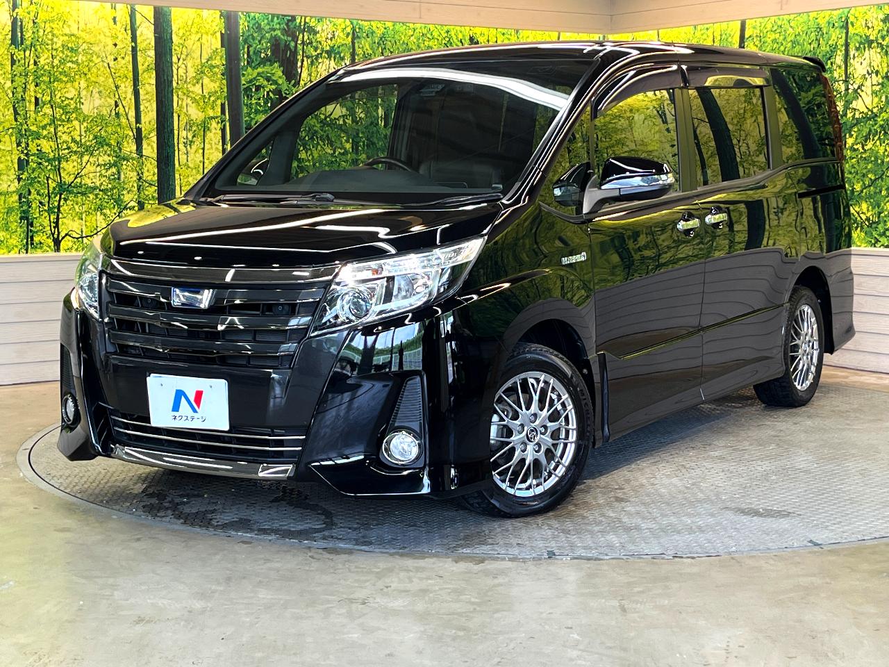 2017 Toyota Noah Hybrid Hybrid Si Double Bi-Bi