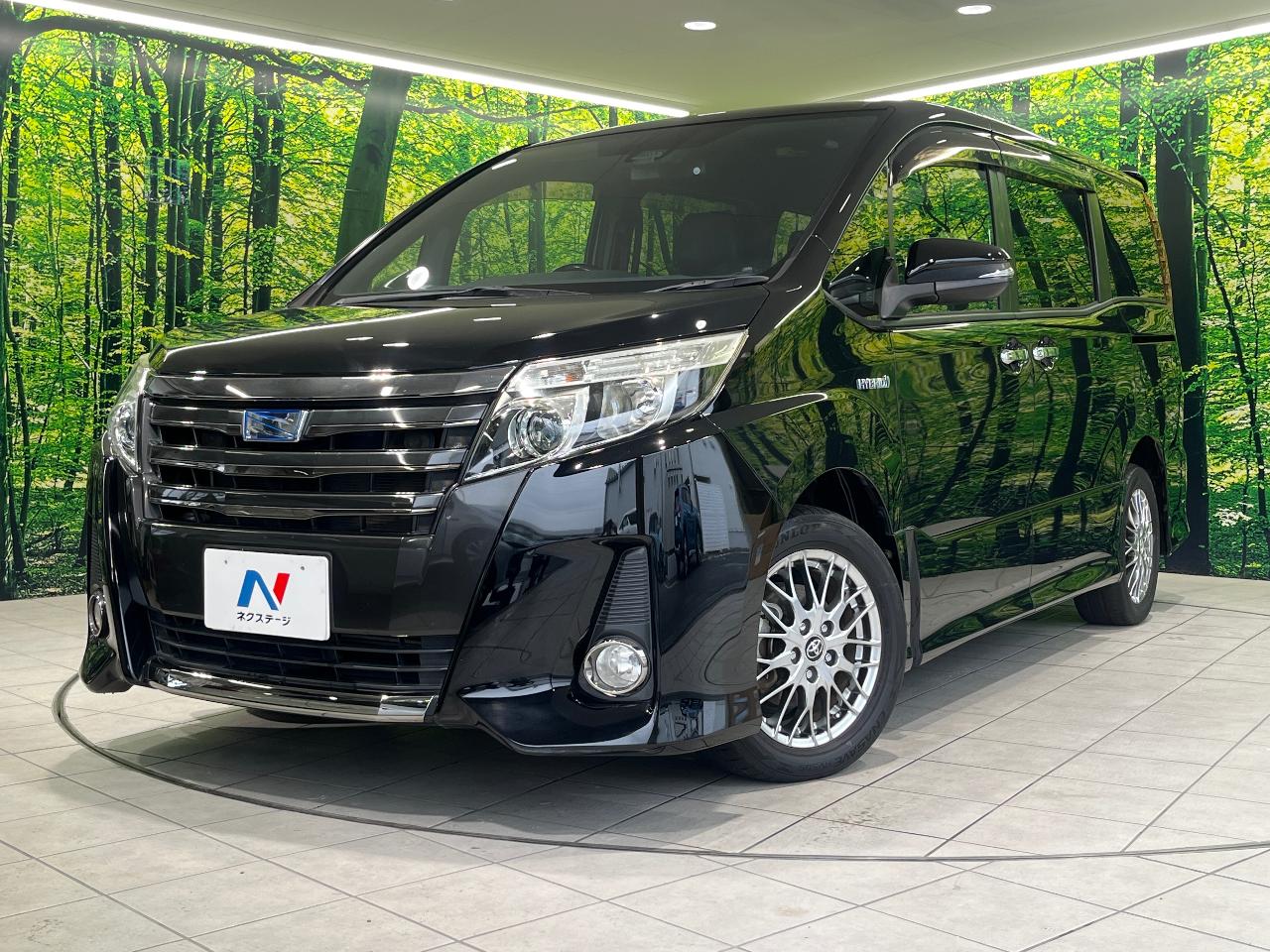 2016 Toyota Noah Hybrid Hybrid Si Double Bi-Bi