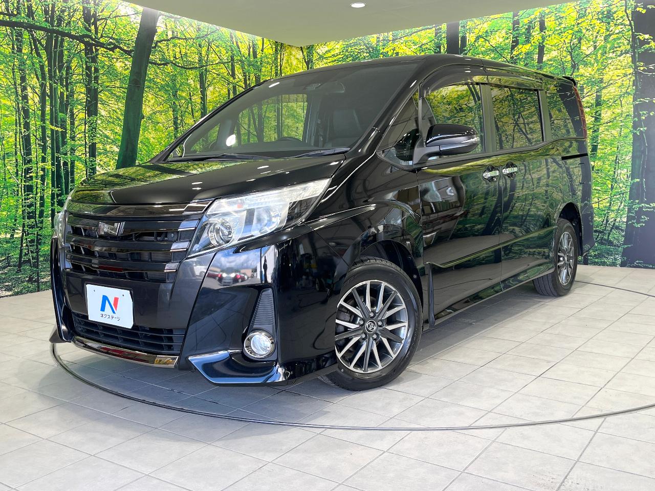 2017 Toyota Noah Si Double Bee