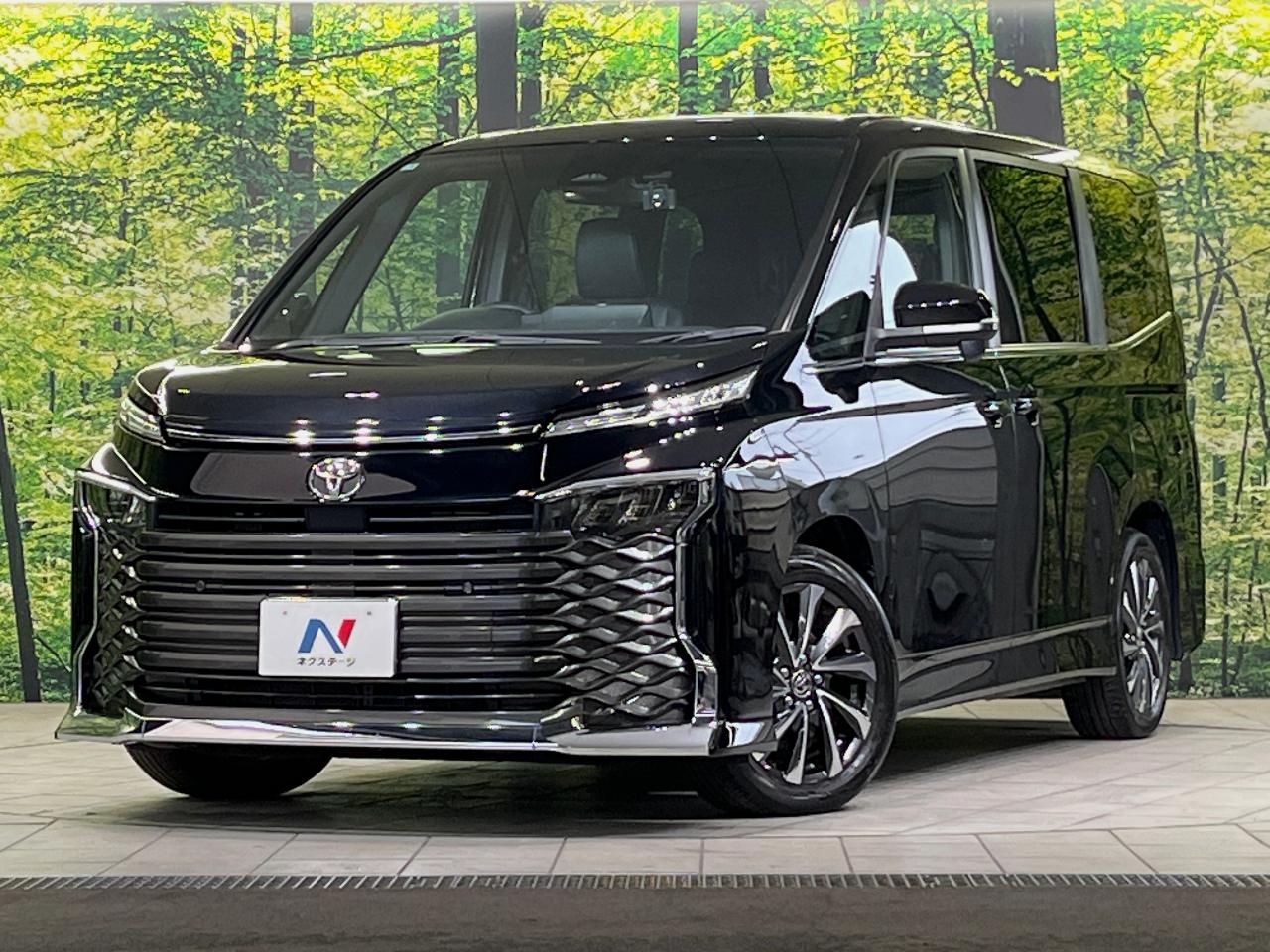 2023 Toyota Voxy S-Z