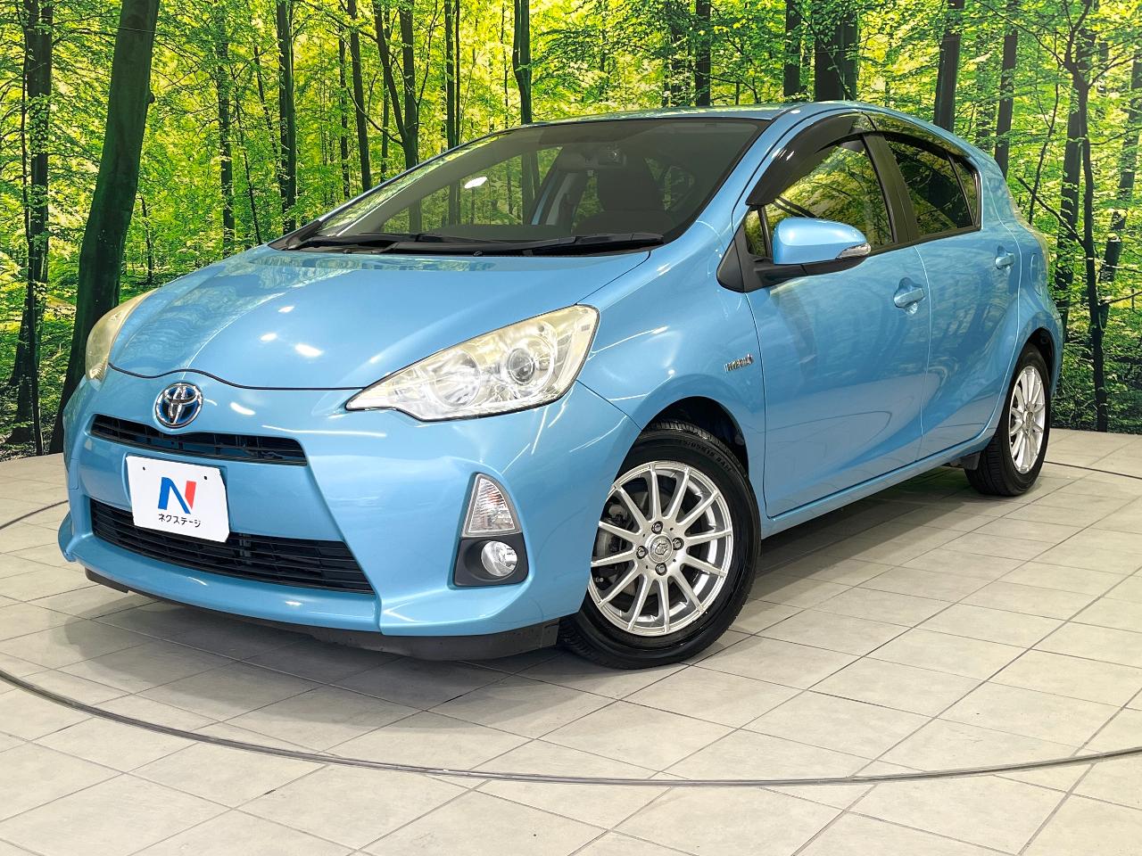 2012 Toyota Aqua G