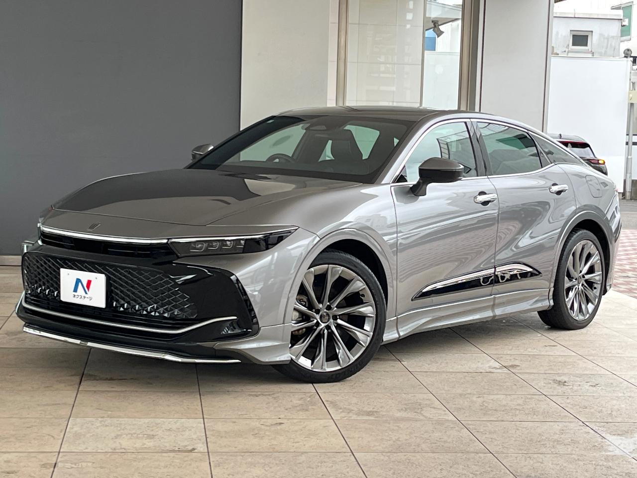 2023 Toyota Crown Crossover G Advanced Leather Package
