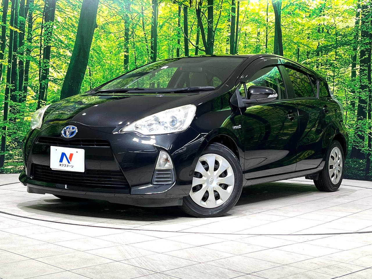 2012 Toyota Aqua S