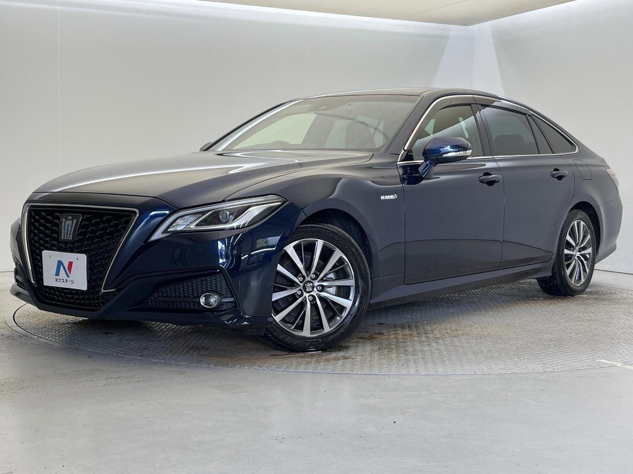 2019 Toyota Crown Hybrid S C Package