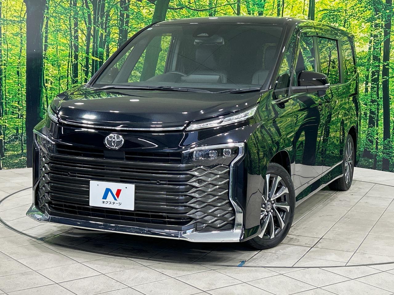 2022 Toyota Voxy S-Z