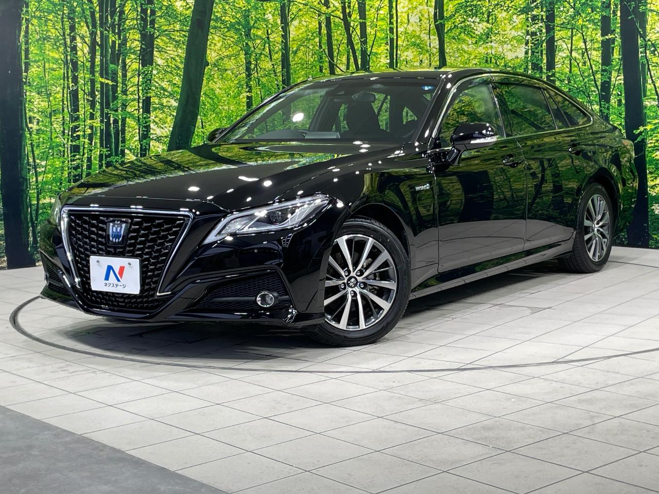 2019 Toyota Crown Hybrid S