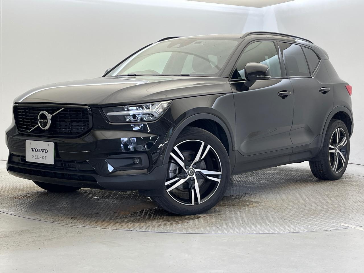 2021 Volvo XC40 B4 AWD R-Design