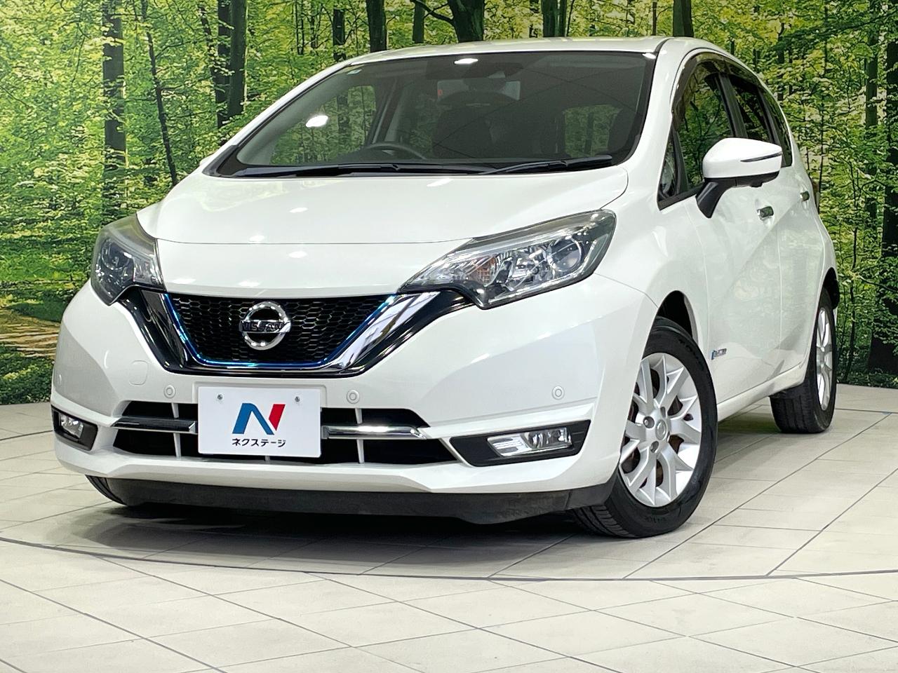 2017 Nissan Note e-POWER e-POWER Medalist