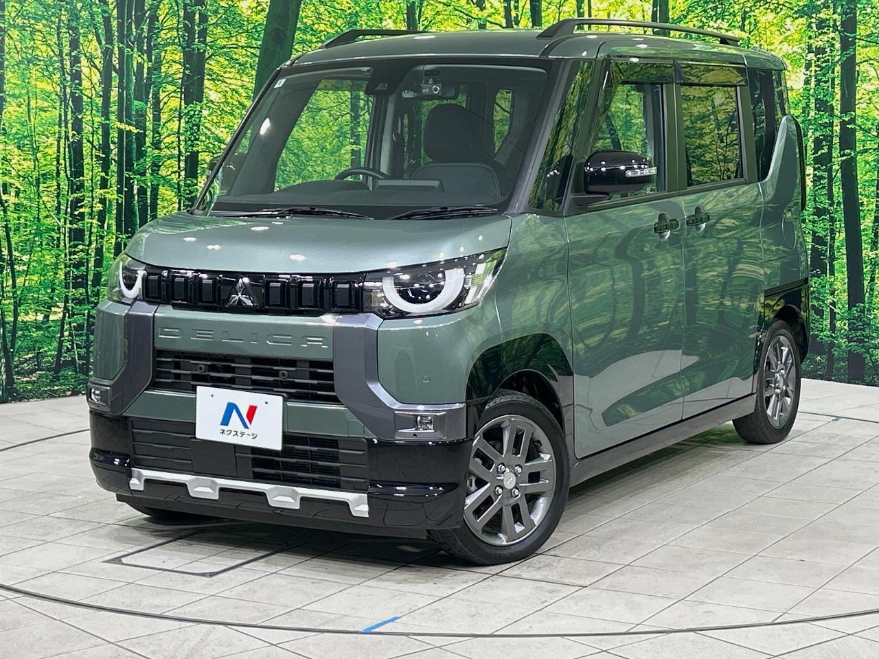 2024 Mitsubishi Delica Mini G Premium