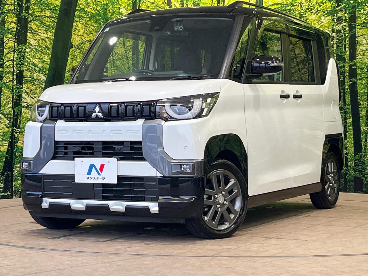 2024 Mitsubishi Delica Mini G Premium