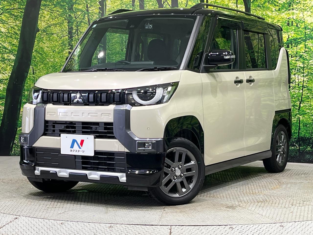 2024 Mitsubishi Delica Mini T Premium