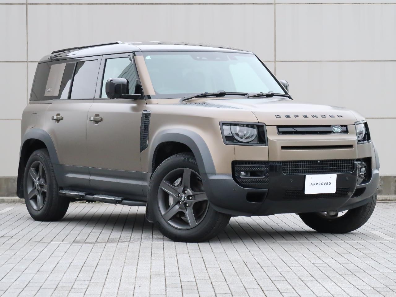 2024 Land Rover Defender5D 110S D300 Coil Suspension Equipped