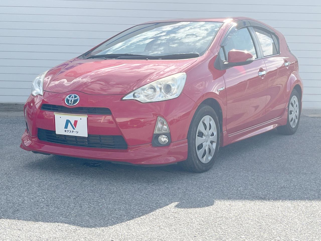 2013 Toyota Aqua S