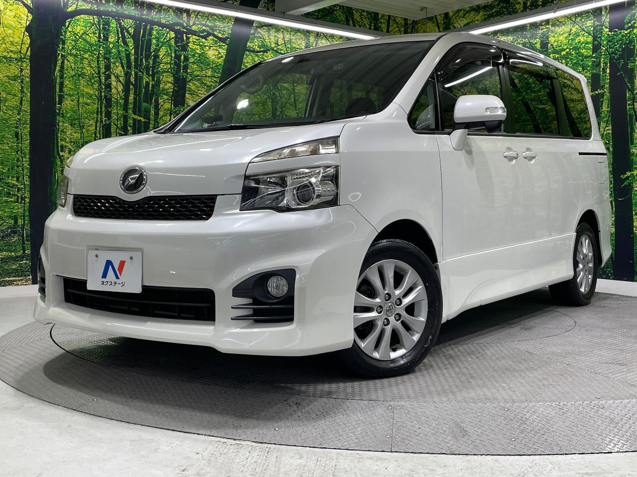 2010 Toyota Voxy ZS