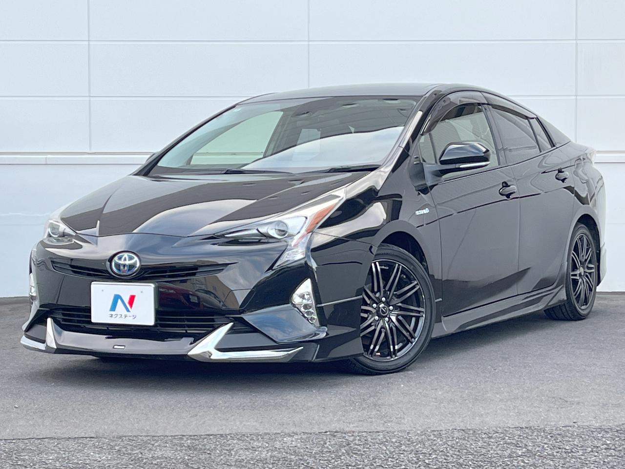 2018 Toyota Prius S Touring Selection
