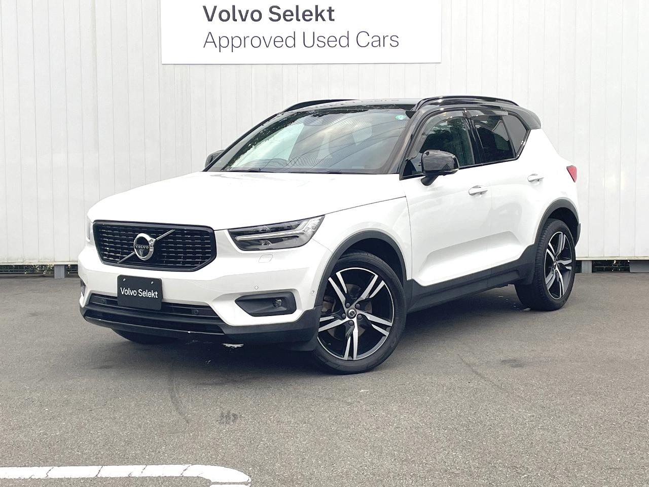 2019 Volvo XC40 T4 AWD R-Design