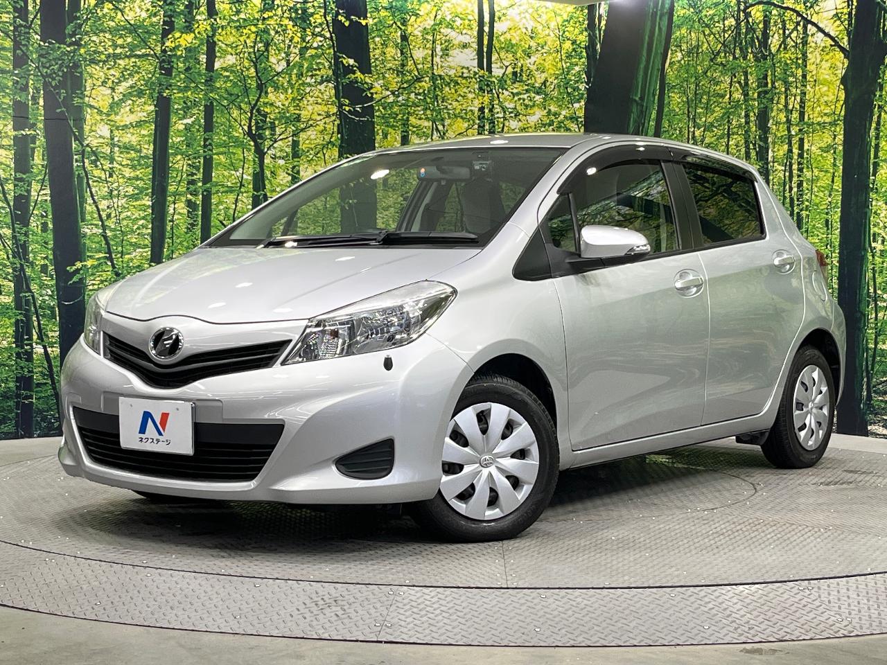 2013 Toyota Vitz 5D F