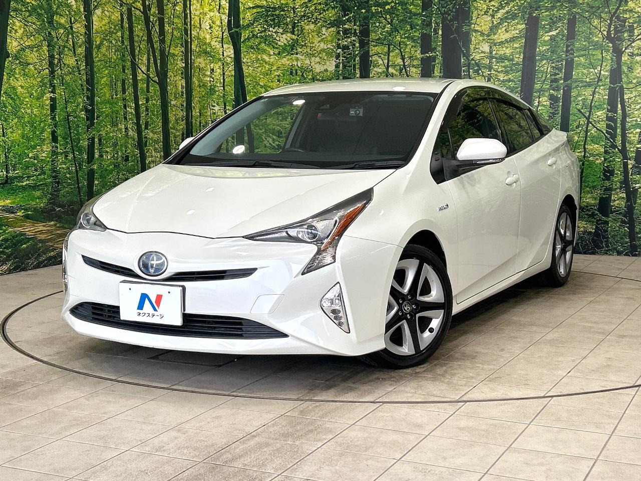 2016 Toyota Prius S Touring Selection