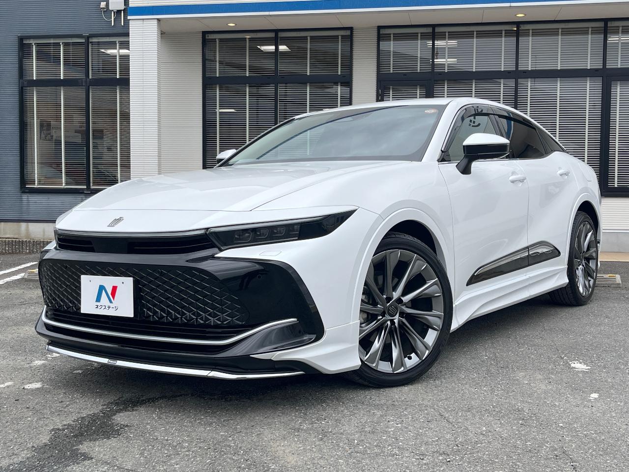 2023 Toyota Crown Crossover G Advanced Leather Package
