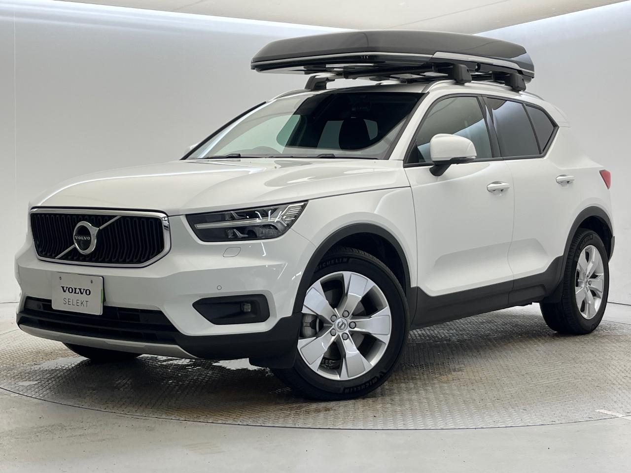 2020 Volvo XC40 B4 AWD Momentum