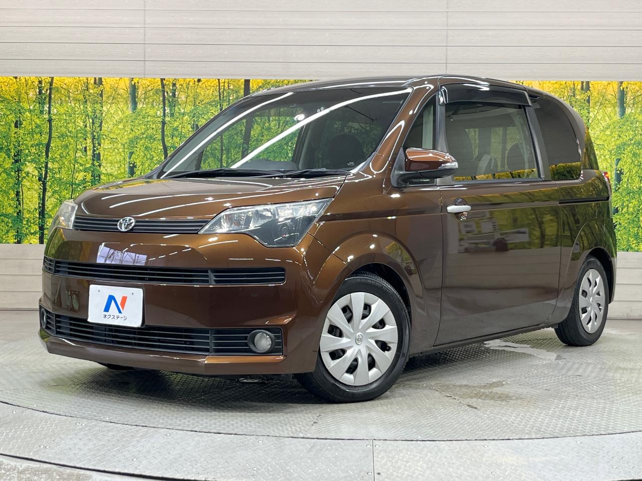 2013 Toyota Spade F