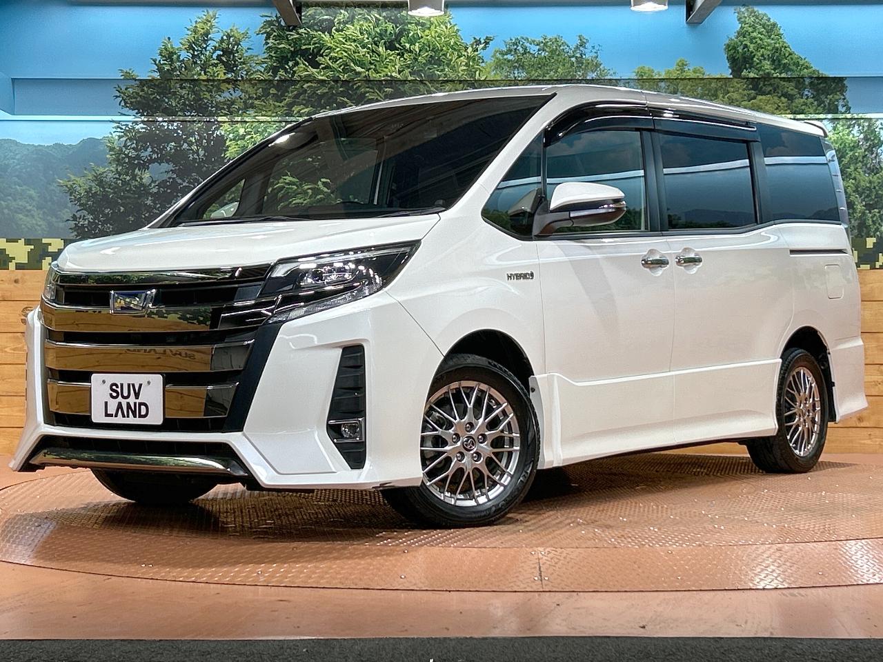 2017 Toyota Noah Hybrid Hybrid Si Double Bi-Bi