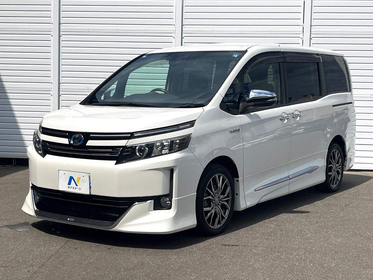 2015 Toyota Voxy Hybrid Hybrid V