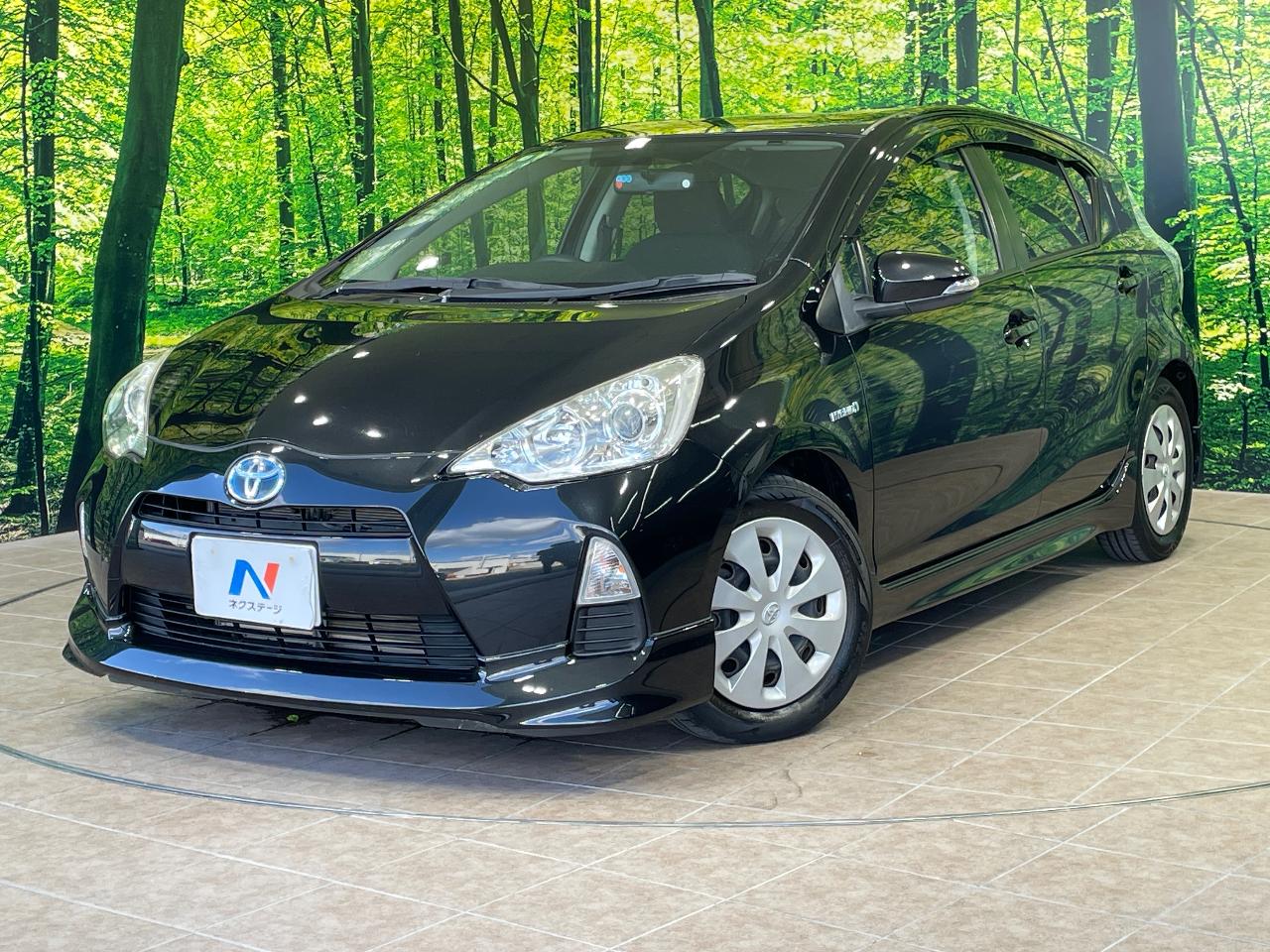 2012 Toyota Aqua S