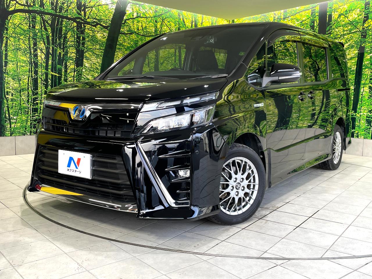 2017 Toyota Voxy Hybrid Hybrid ZS