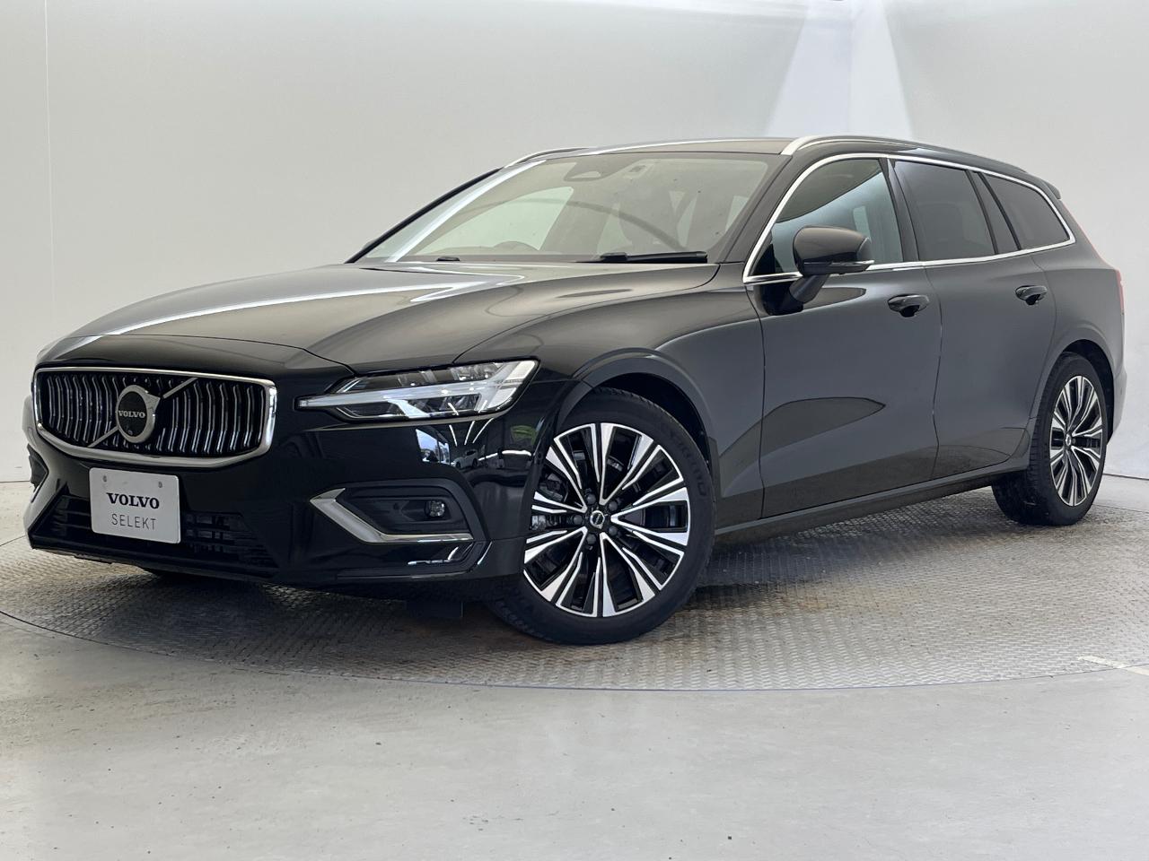 2024 Volvo V60 Ultimate B4