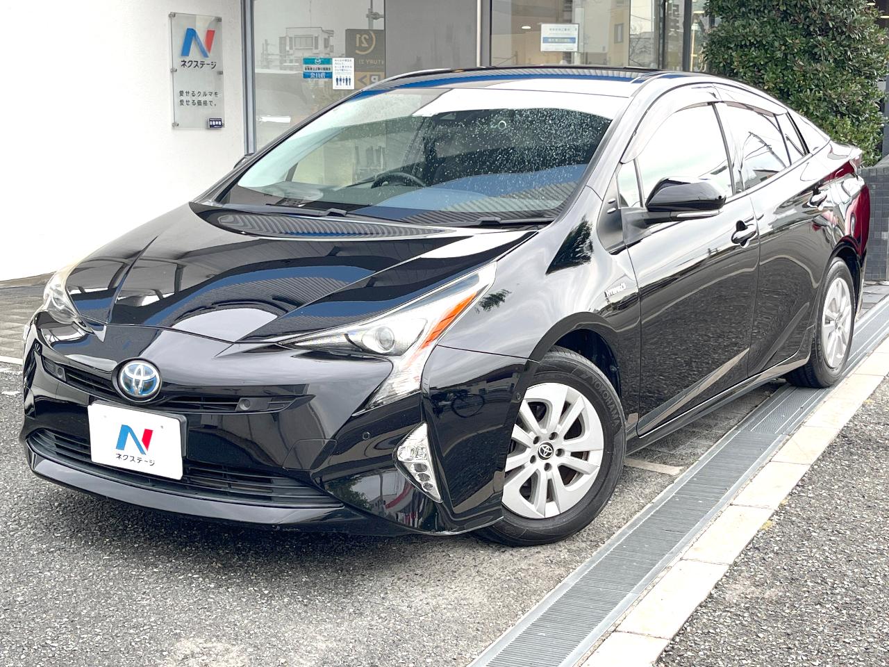 2016 Toyota Prius S Safety Plus