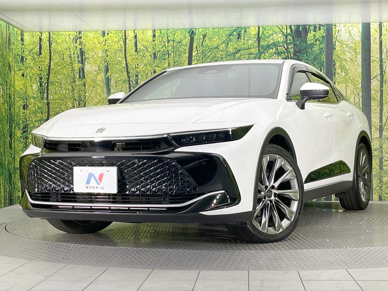 2023 Toyota Crown Crossover G Advanced Leather Package