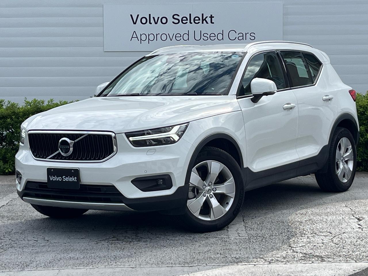 2021 Volvo XC40 B4 AWD Momentum