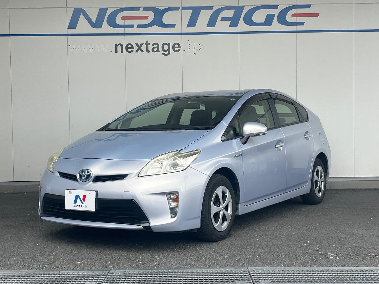 2014 Toyota Prius L