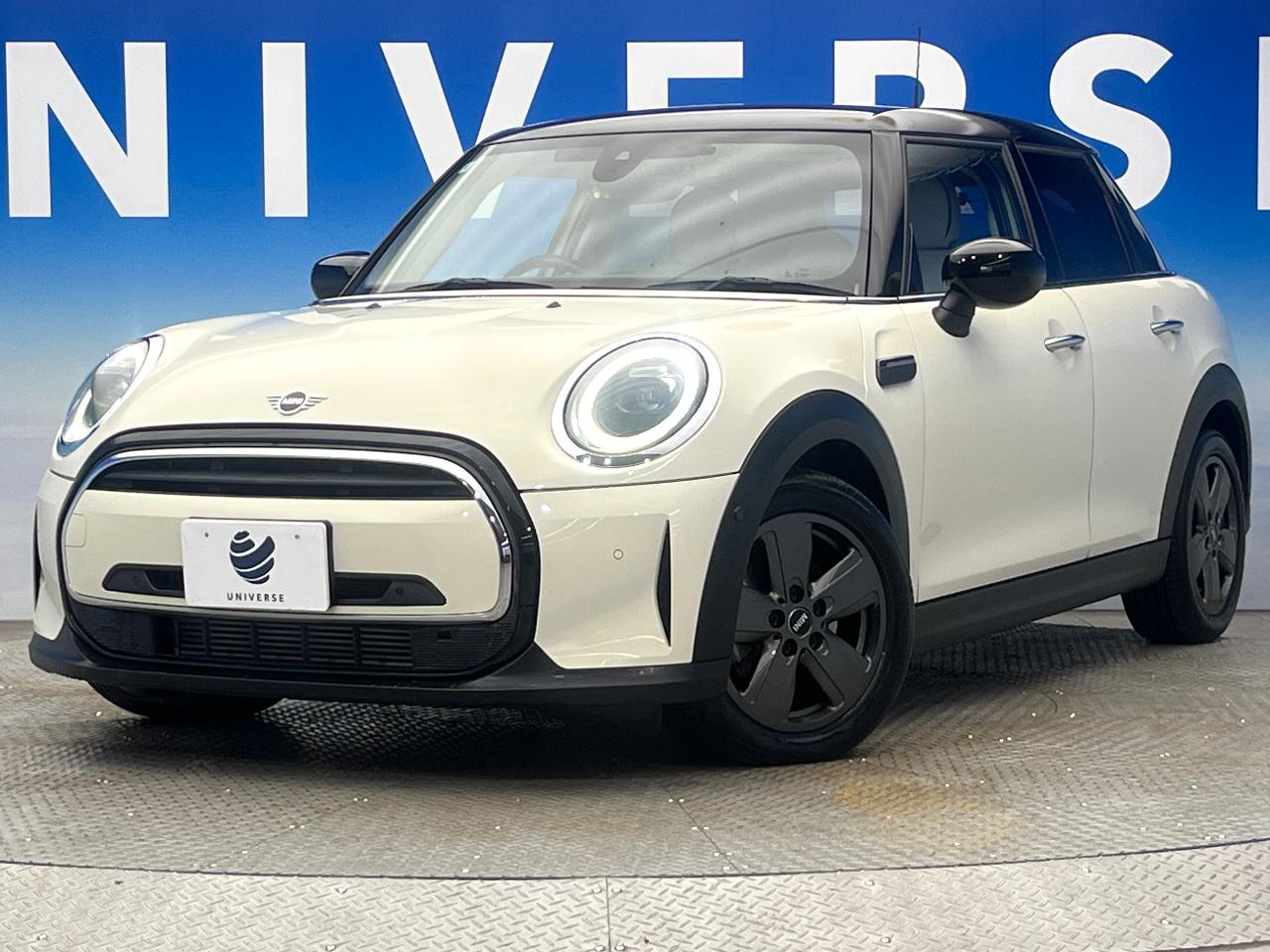 2022 MINI 5HB Cooper D MINI Yours Trim
