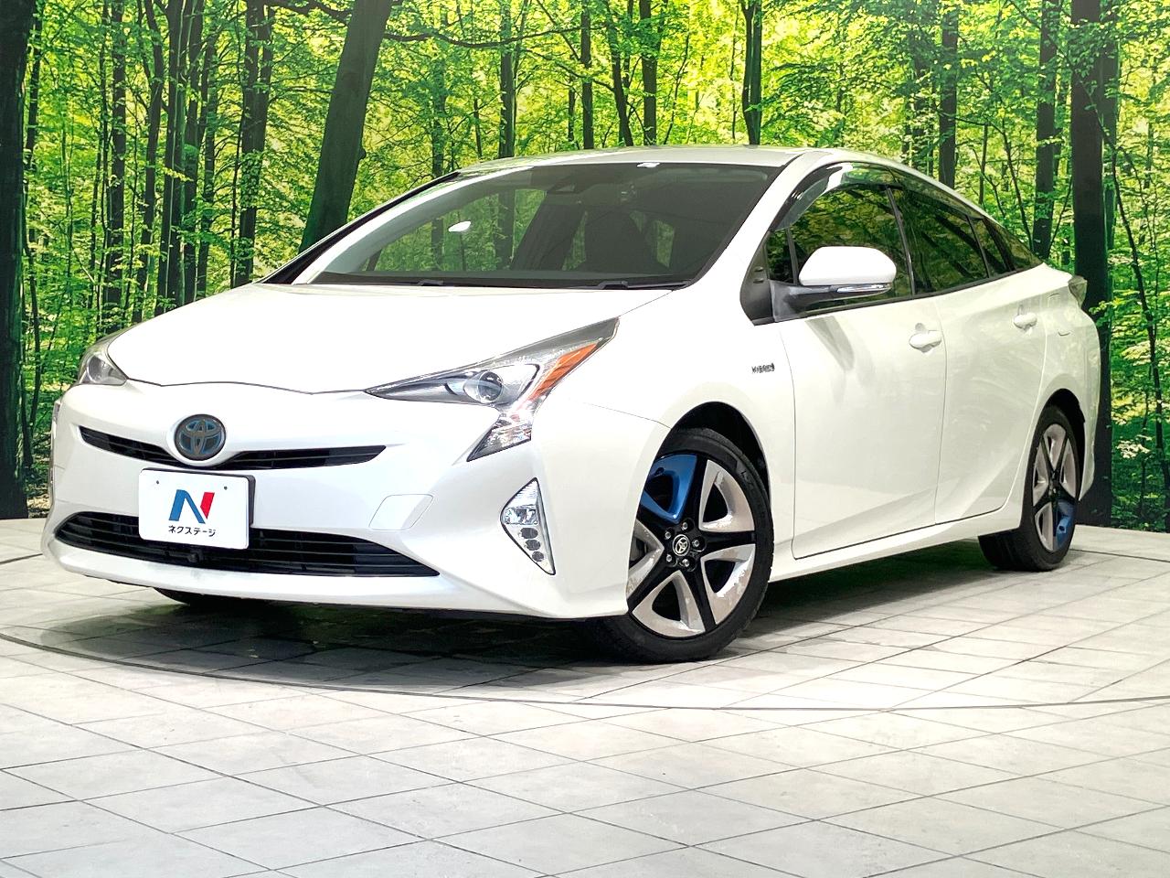 2016 Toyota Prius S Touring Selection