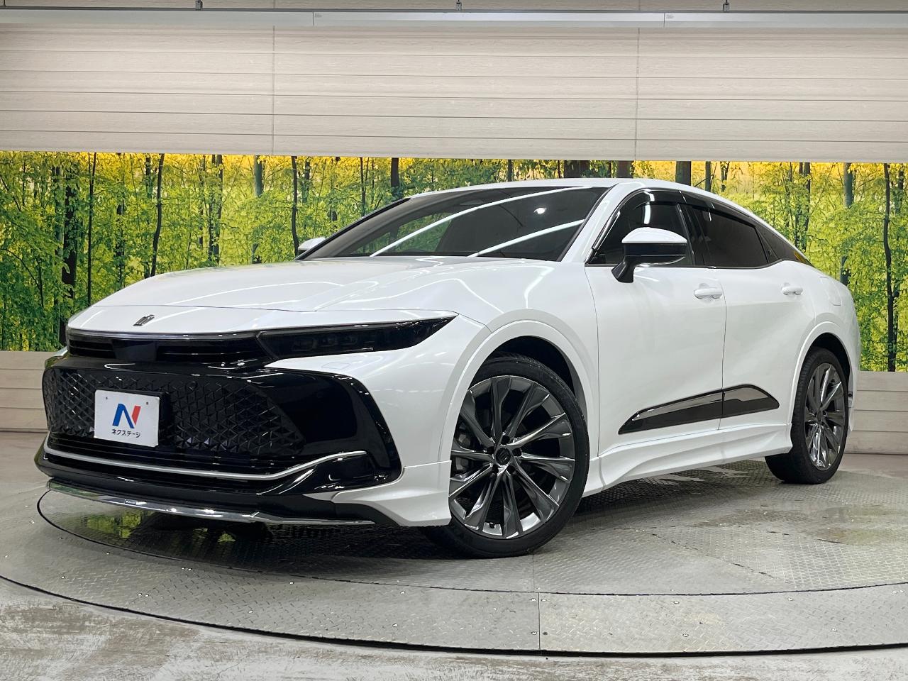 2023 Toyota Crown Crossover G Advanced Leather Package