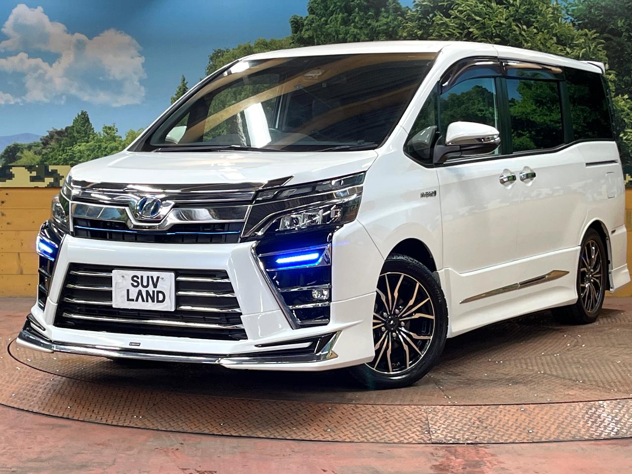 2017 Toyota Voxy Hybrid Hybrid ZS