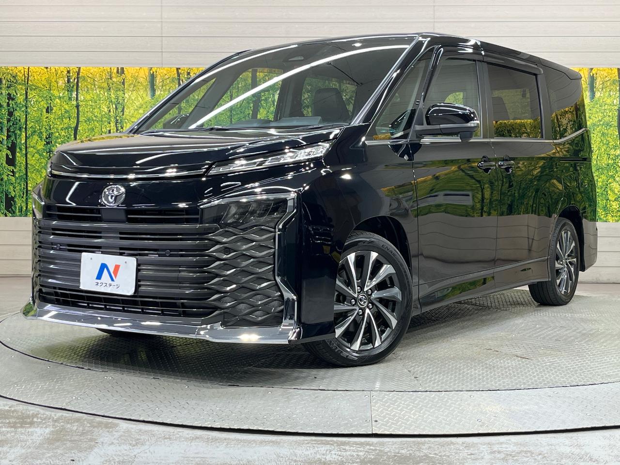 2023 Toyota Voxy S-Z