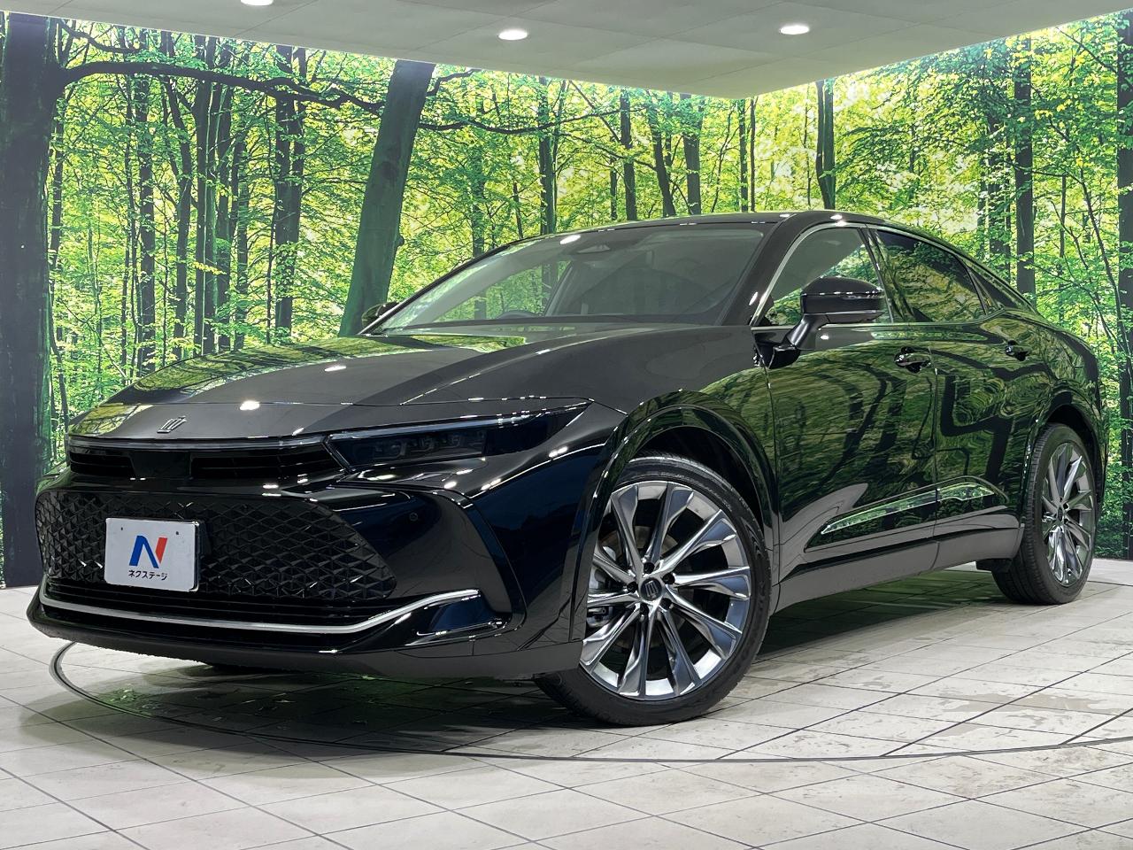 2023 Toyota Crown Crossover G Advanced Leather Package