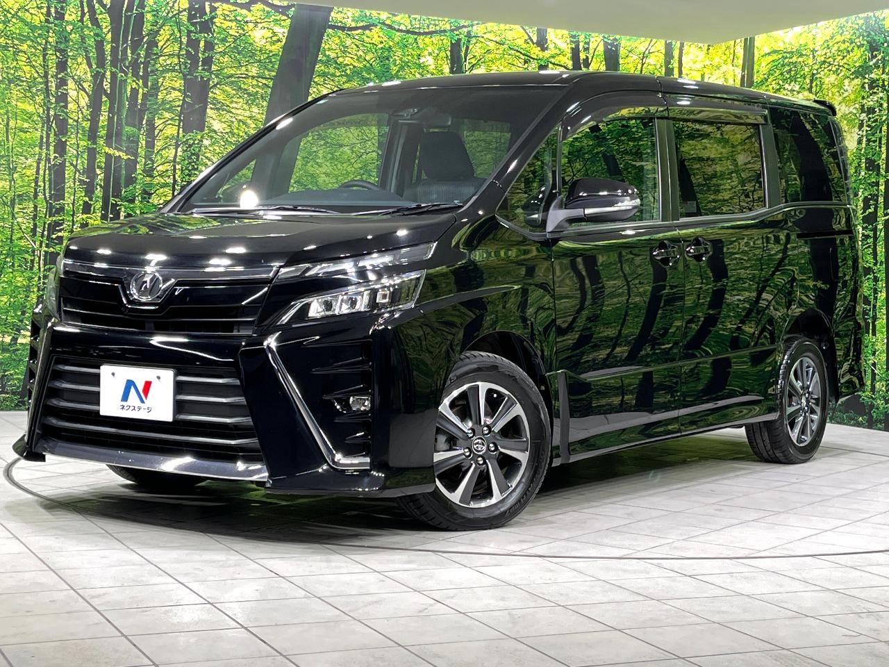 2017 Toyota Voxy ZS
