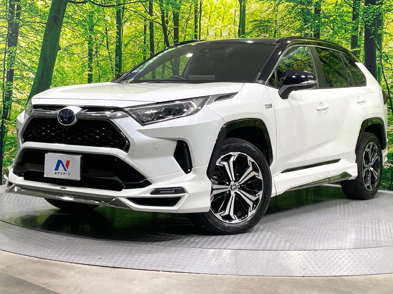 2021 Toyota RAV4 PHEV Black Tone