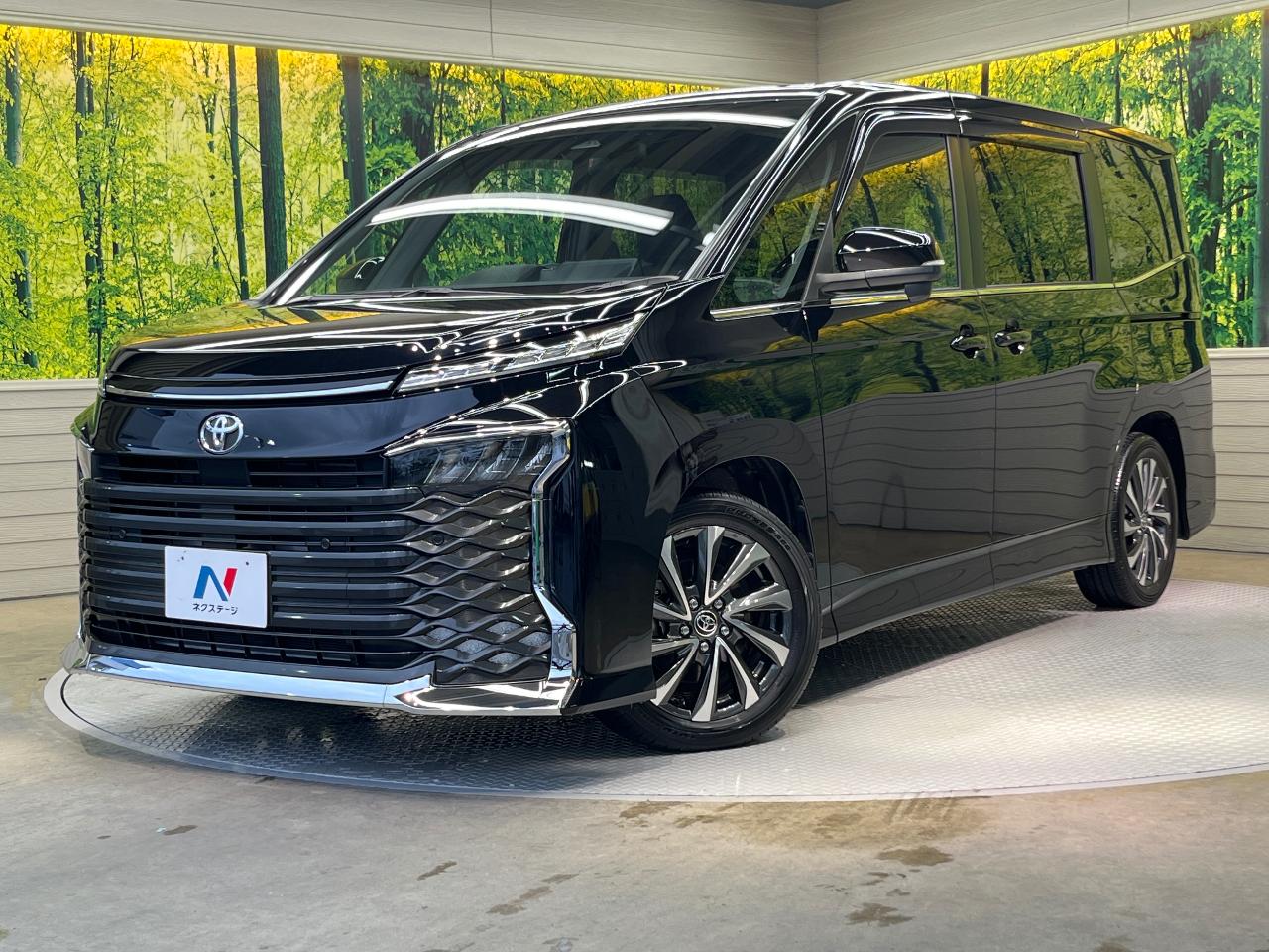 2023 Toyota Voxy S-Z