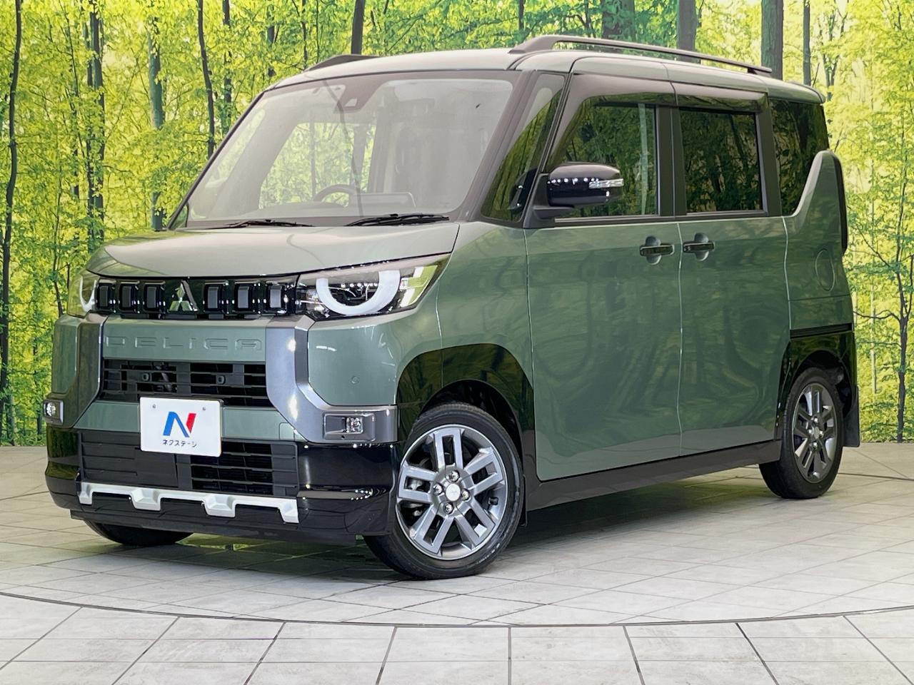 2023 Mitsubishi Delica Mini G Premium