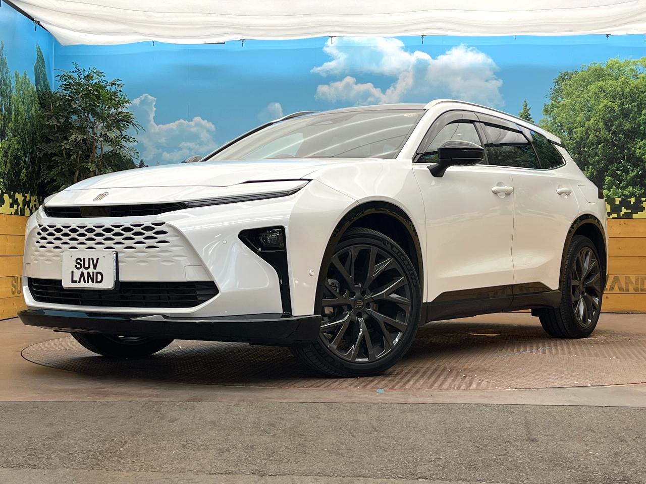 2025 Toyota Crown Estate Hybrid Z