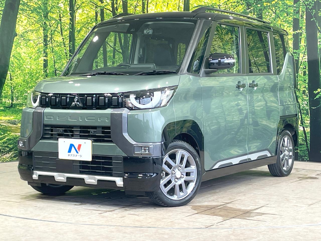 2023 Mitsubishi Delica Mini T Premium
